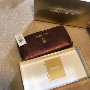 Michael Kors wristlet